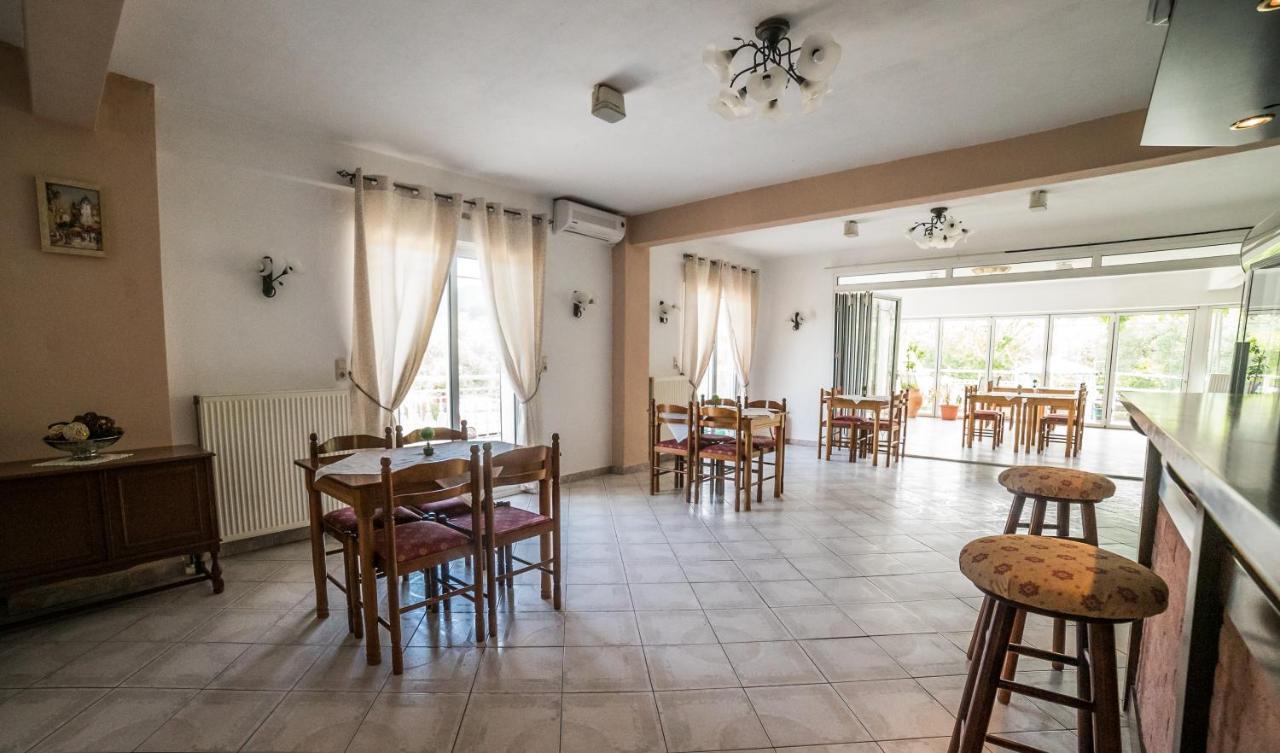 Hotel Fourkos Limenas  Exterior photo