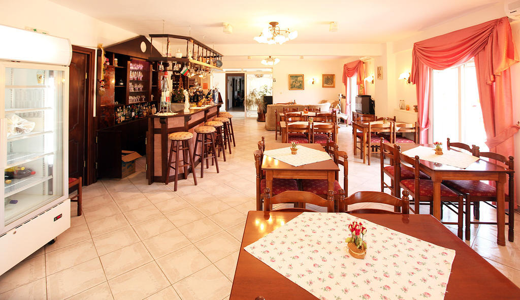 Hotel Fourkos Limenas  Exterior photo