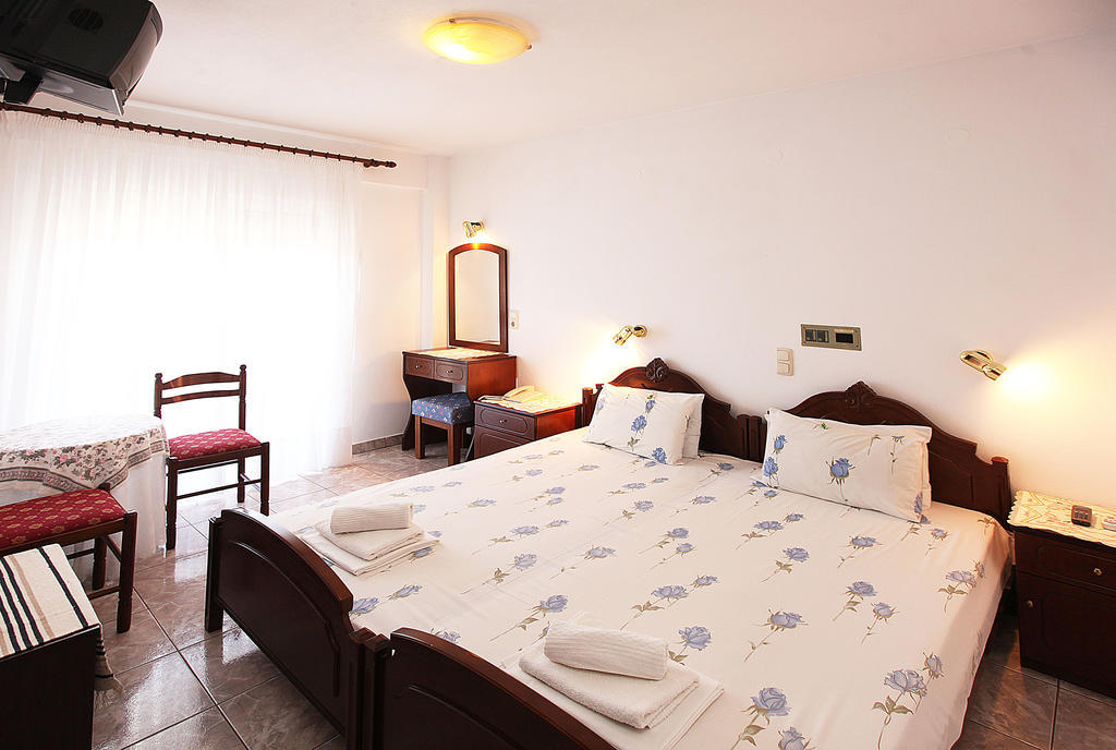 Hotel Fourkos Limenas  Exterior photo